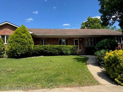 81 Sprague Ave, Staten Island, NY, 10307