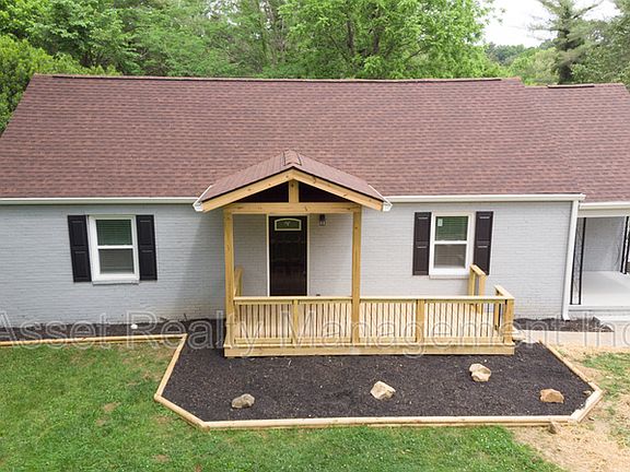 2nd image of 5211 Holston Dr