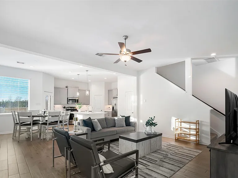 632 Silver Pear Ct — Photo 6