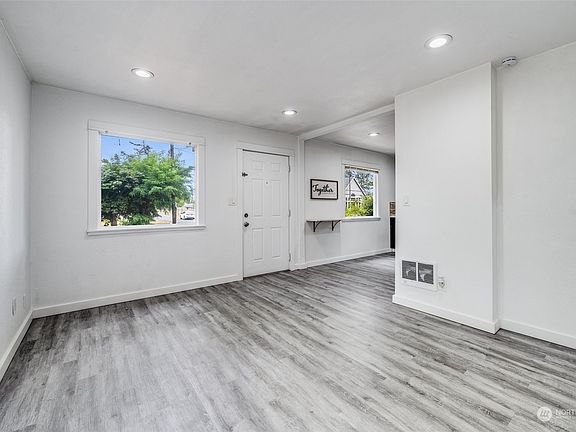 4th image of 2724 80th Street E
