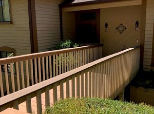 108 E Blue Heron Dr, Salem, SC 29676