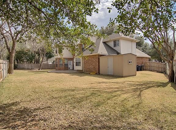 3rd image of 5105 Los Padres Ct