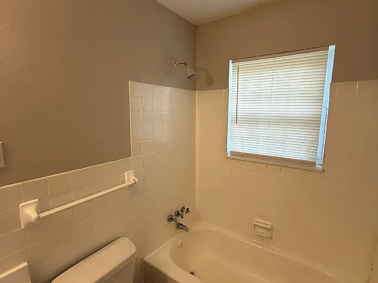 3386 Spring Water Cv — Photo 19