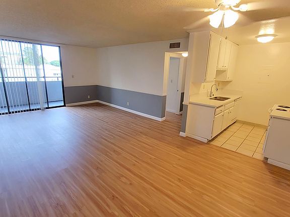2nd image of 3709 Glendon Ave #B206