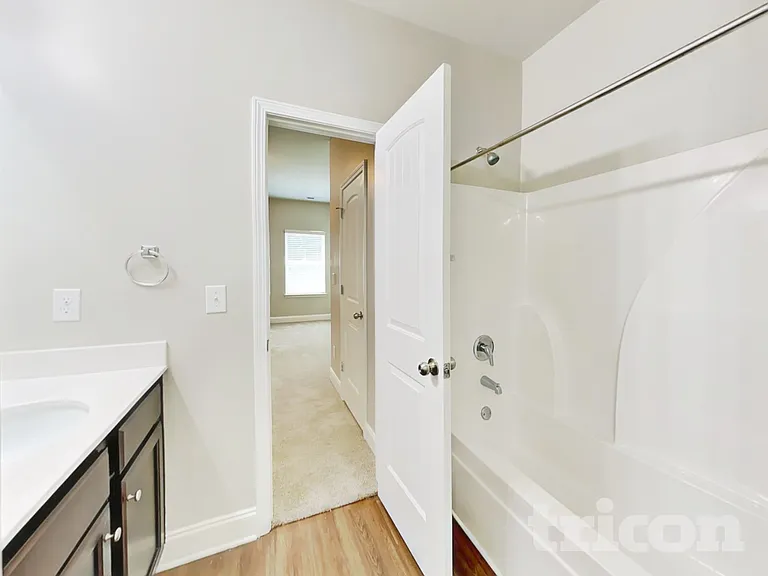 301 Scenic View Ln — Photo 17