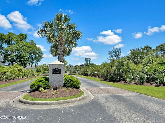 2nd image of 104 Gazebo Court