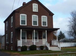 31 Suffield St, Windsor Locks, CT 06096