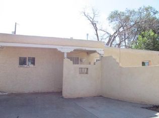 916 Palomas Dr NE, Albuquerque, NM 87108