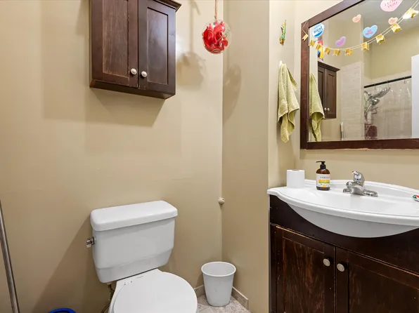 285 Lincoln Avenue image 22 of 36