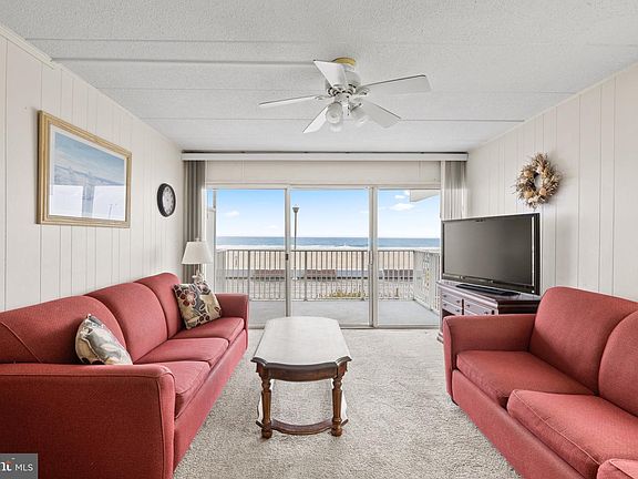 4th image of 401 Atlantic Ave Unit 101