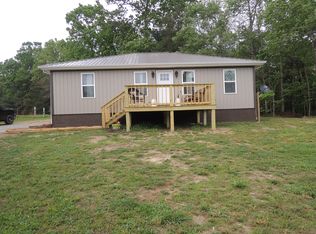 350 Sam Smith Rd, Allardt, TN 38504