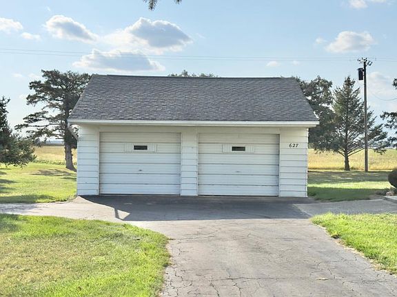 5th image of 627 N Sandusky Rd