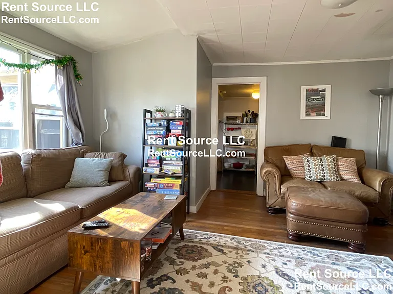 8 Ivaloo St #A — Photo 9