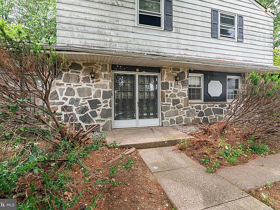 2nd image of 9096 Pine Rd