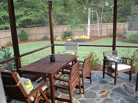 screened porch