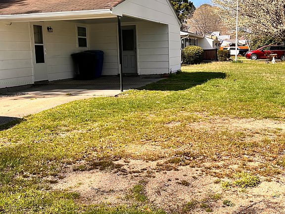3rd image of 3416 Alcott Rd