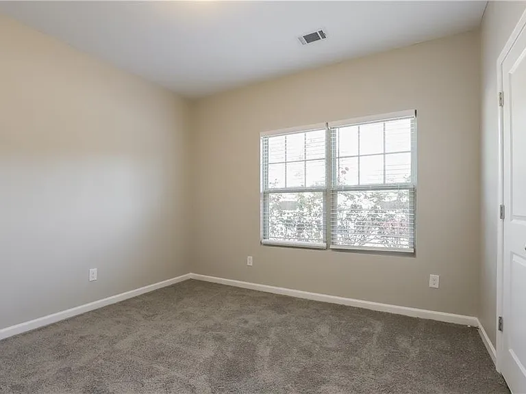 4123 Box Elder Path — Photo 8