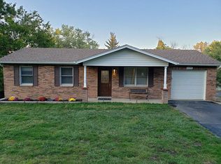 2890 Patti Ln, High Ridge, MO 63049