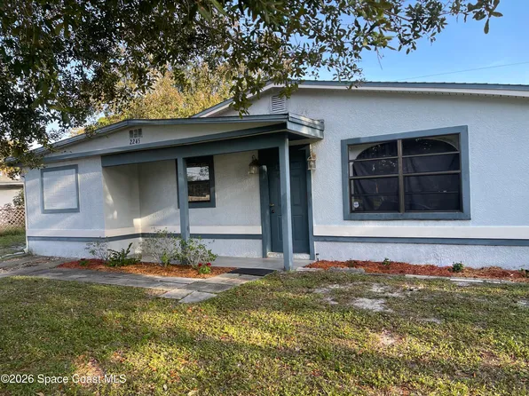 2245 Saint Swithin Ln, Melbourne, FL 32935