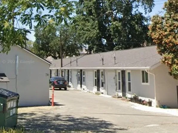 704 Railroad Ave #6, Winters, CA 95694