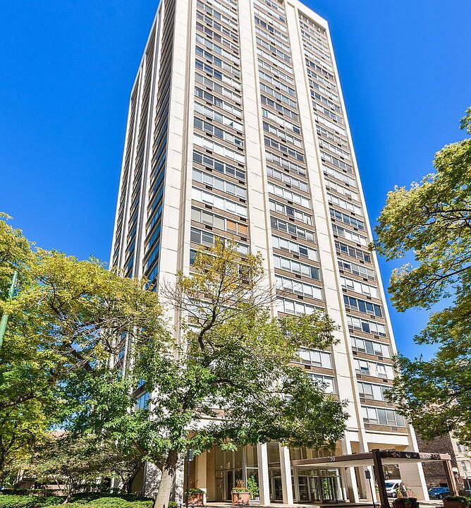 1st image of 70 W Burton Pl APT 503