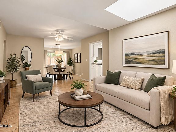 4th image of 517 W DUKE Drive