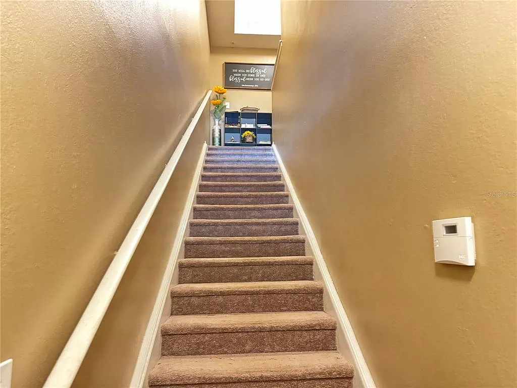 2 bed, 2.0 bath, 1153 sqft, $1,805 — Photo 3