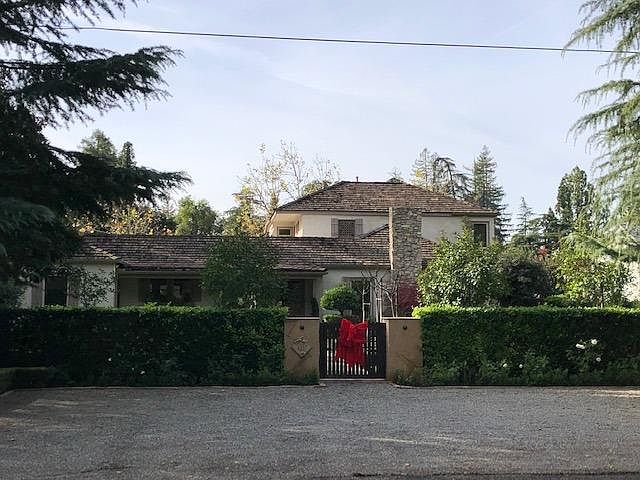 1st image of 4237 N Wishon Ave