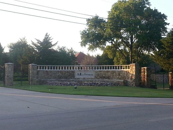 2nd image of 11 Terrace Ln