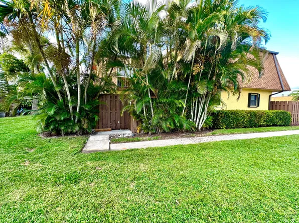 110 N Delaware Boulevard #11d, Jupiter, FL 33458