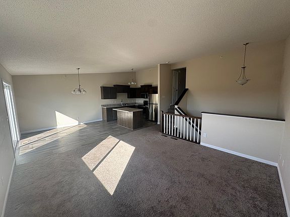 3rd image of 8654 Gateway Cir