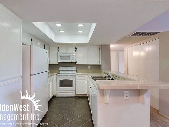 3rd image of 5885 El Cajon Blvd Unit 208