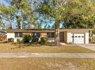 6849 Greenfern Ln, Jacksonville, FL 32277