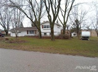 3351 W Belcrest Dr, Beloit, WI 53511