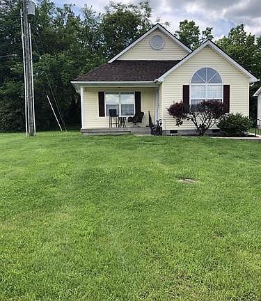 2nd image of 5 Oak Dr