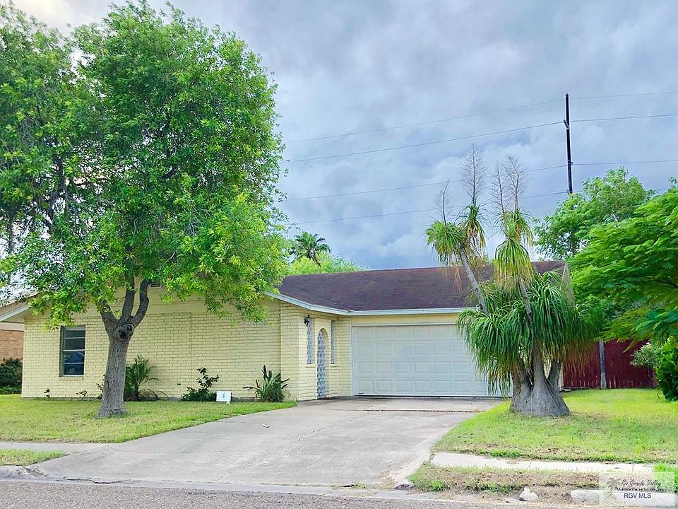 1st image of 315 La Mancha St
