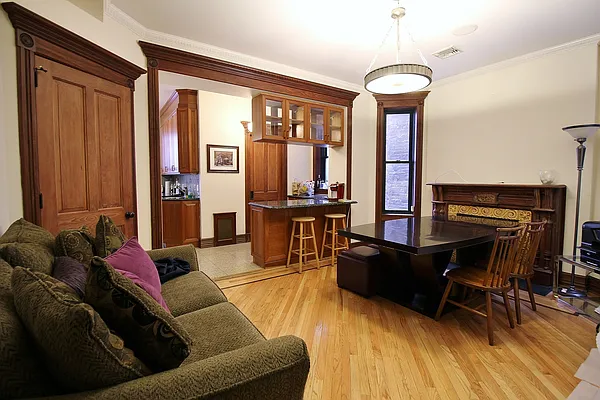 Rented by Julianna Realty Corp | media 47