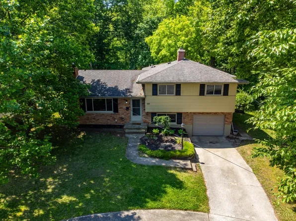 987 Twincrest Ct, Cincinnati, OH 45231