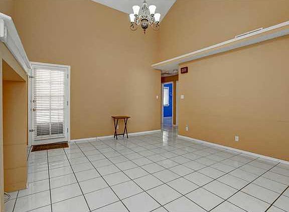 5th image of 1624 Saint Cassian Dr