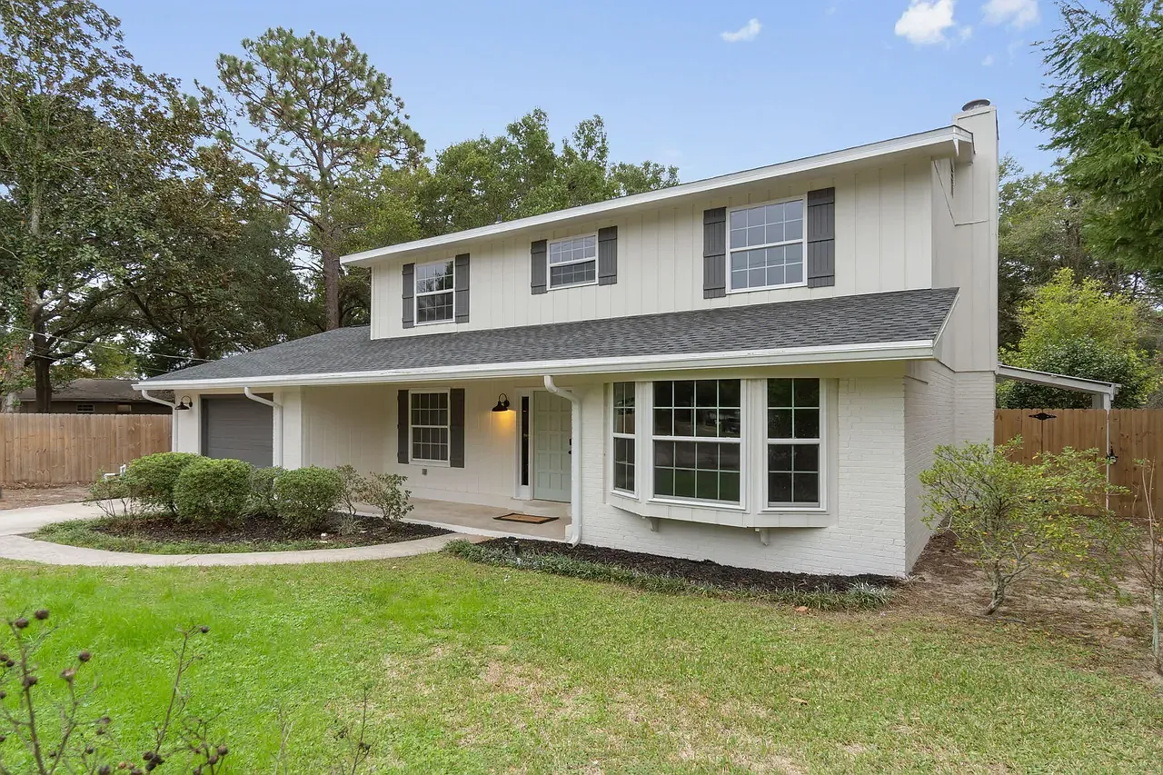 3 bed, 2.5 bath, 1991 sqft, $3,800 — Photo 3