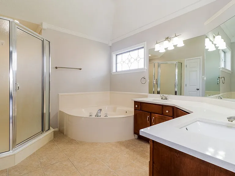 288 Mayhurst Ln — Photo 12