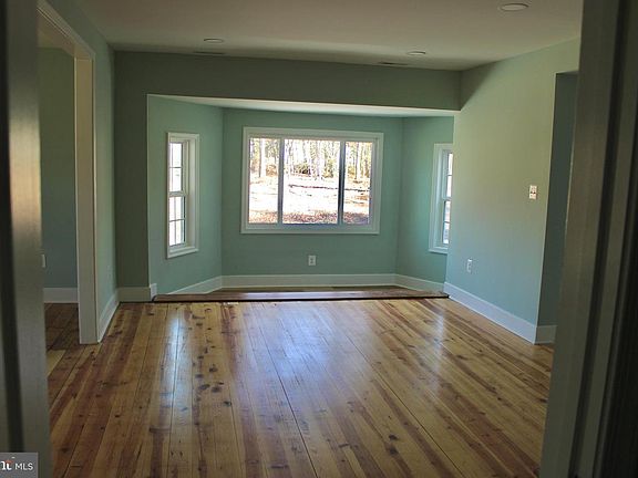 4th image of 7235 Macedonia Rd