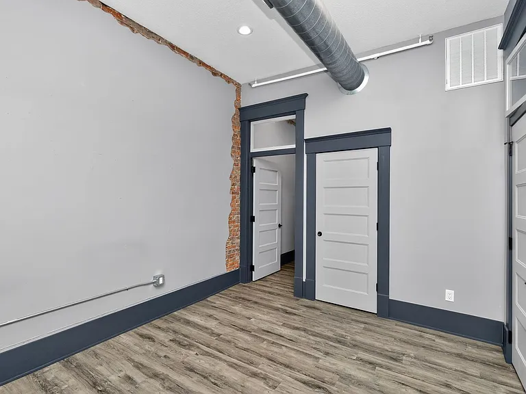 1214 2nd St — Photo 15