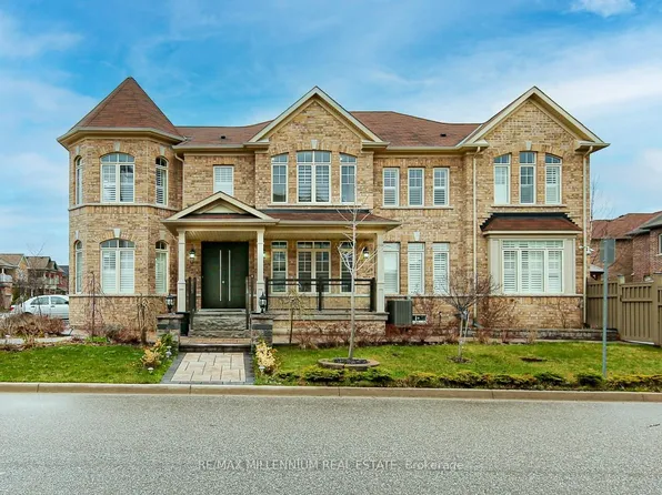 51 Kincardine St, Vaughan, ON L4H 4H7
