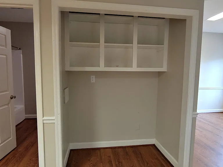 lexington garden apartments — Photo 31