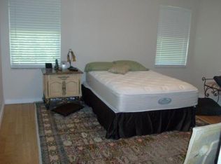 4092 Pine Ridge Ln, Weston, FL 33331