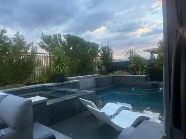 2605 Tolmezzo St, Henderson, NV 89044