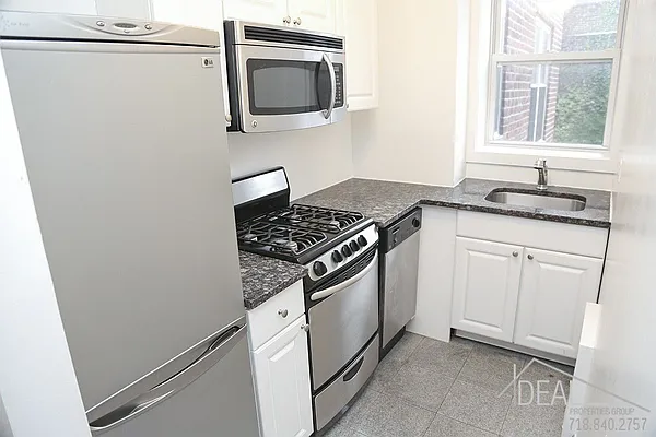Rented by Ideal Properties Group | media 7