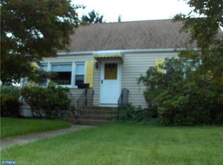 7 Appleton Dr, Hamilton, NJ 08610