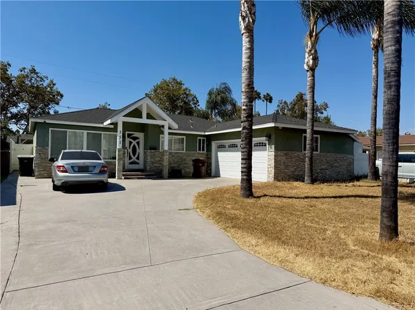 351 Greenberry Dr, La Puente, CA 91744